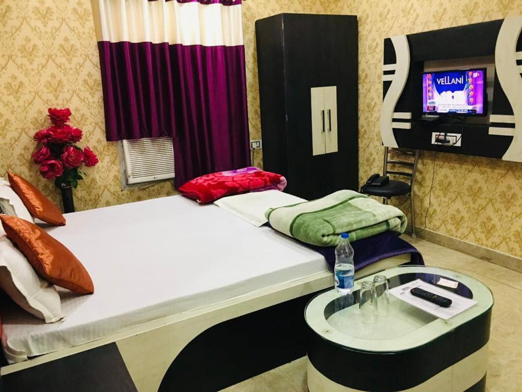 Hotel Natraj Sasarām エクステリア 写真
