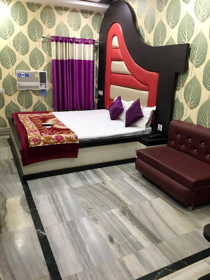 Hotel Natraj Sasarām エクステリア 写真