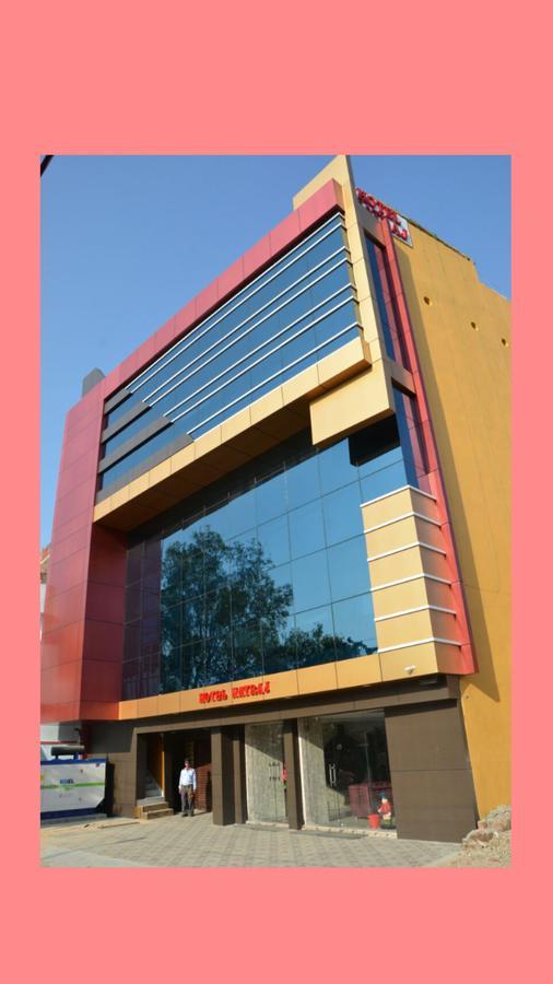 Hotel Natraj Sasarām エクステリア 写真
